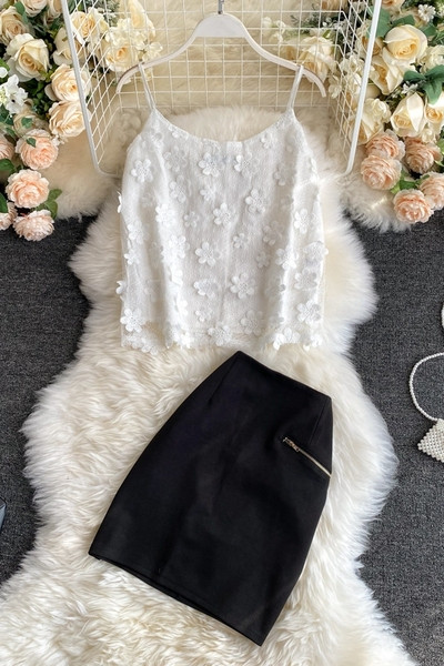 Moderns sieviešu kombinezons un svārki ar augstu vidukli