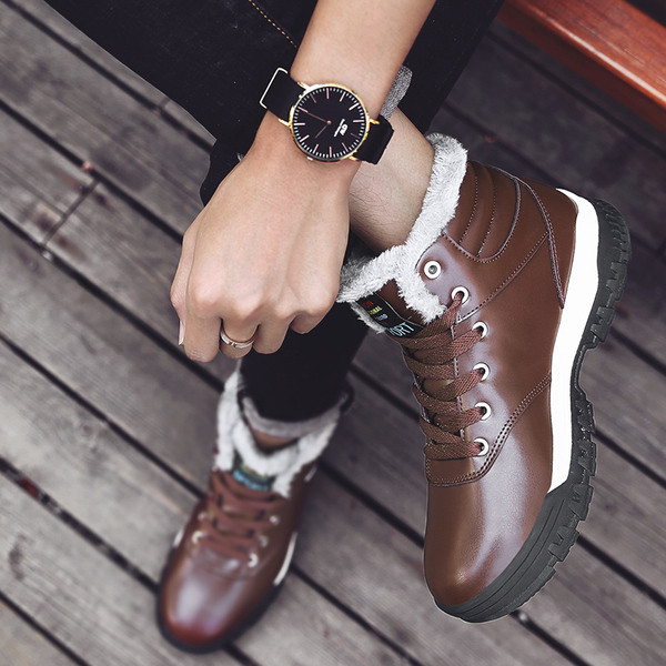 Férfi téli csizma meleg bársony béléssel, három modellben: fekete, sötétkék és barna