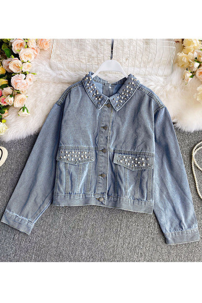 Modern farmer női kabát zsebekkel és gyöngyökkel