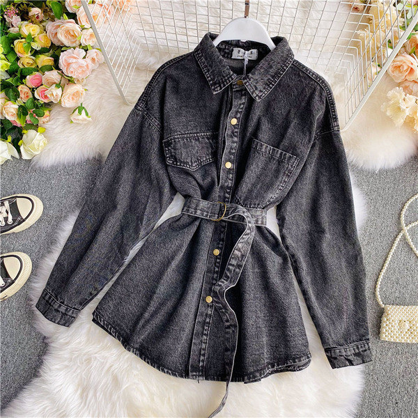 Geaca de dama din denim actuala cu curea in talie