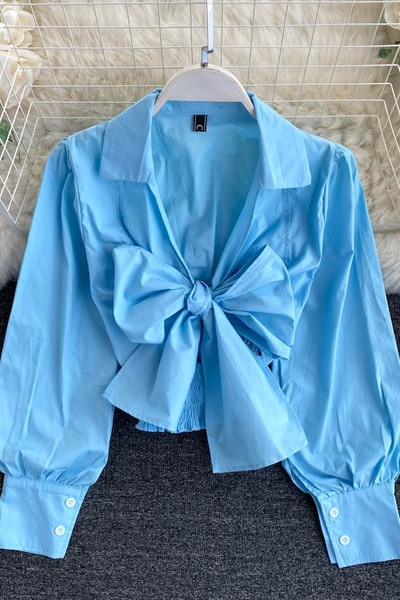 Naiste vabaaja särk paela ja klassikalise kraega kolmes värvitoonis