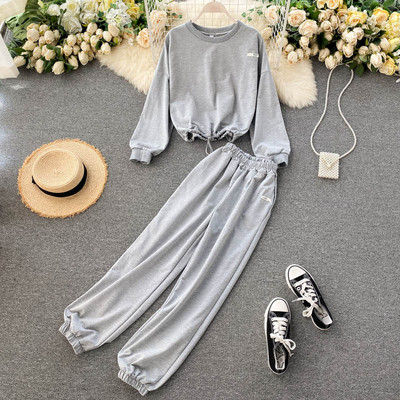 Naiste igapäevane komplekt kahest osast erinevates värvides