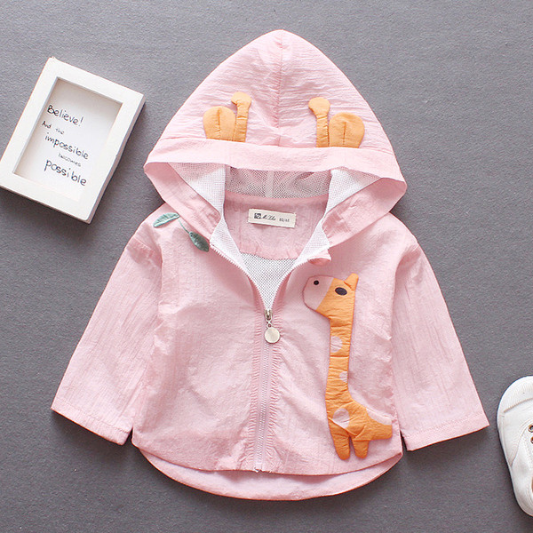 Vékony gyerekkabát lányoknak kapucnival és cipzárral