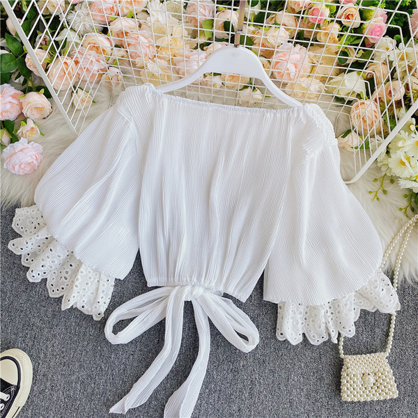 Γυναικείο μοντέρνο κοντό πουκάμισο με φαρδιά μανίκια