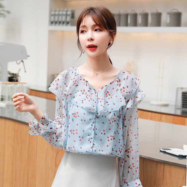 Vabaaja naiste särk spitsikaelusega ja lillemustriga