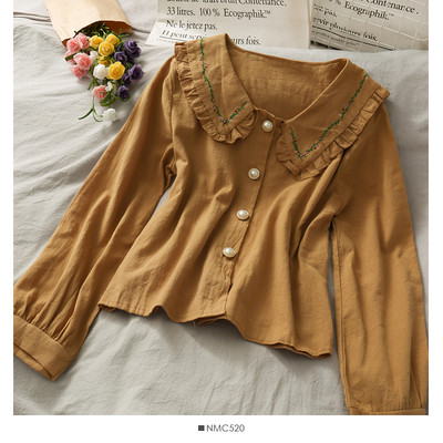 Aktuális női ing hímzéssel és spitz nyakkivágással