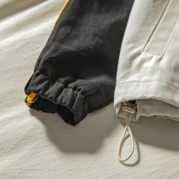 Sieviešu ikdienas jaka ar uzrakstu un rāvējslēdzēju