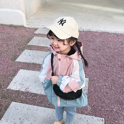 Αθλητικό καθημερινό παιδικό μπουφάν για κορίτσια με κουκούλα και τσέπες