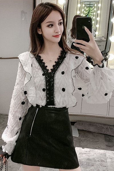 Női csipke ing spitz nyakkivágással és rojtokkal, három színben