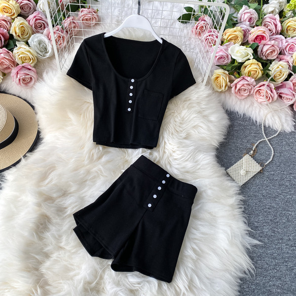 Set de dama de zi cu zi model simplu de pantaloni scurti si bluza