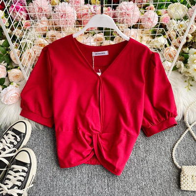 Καθημερινό γυναικείο κοντό πουκάμισο κλασικό μοντέλο με ντεκολτέ