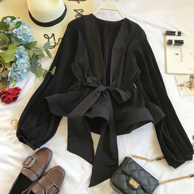 Cămașă de damă modernă plisată cu decolteu spitz