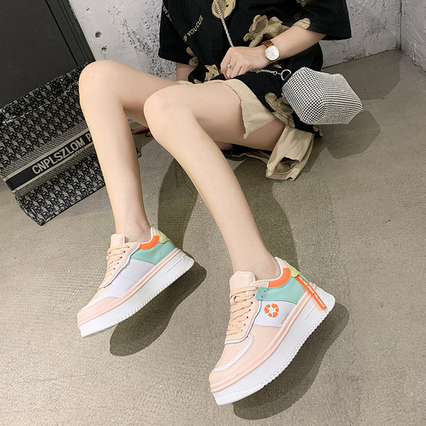 Tenisi dama colorati cu talpa inalta