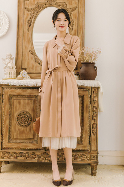 Stiilne naiste pikk mantel klassikalise kraega