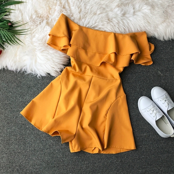 Stílusos női rövid jumpsuit sima modell