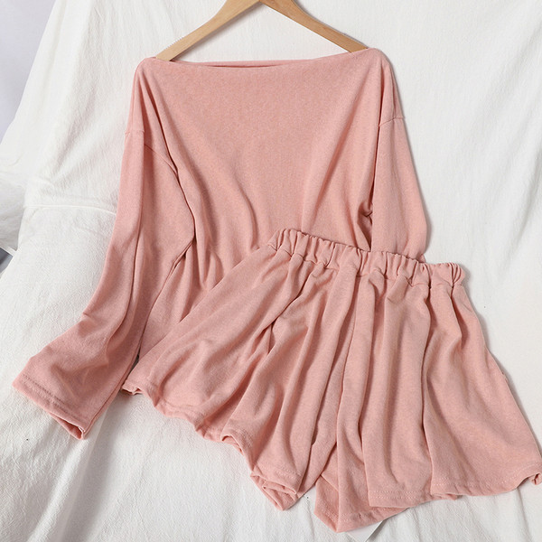 Hétköznapi női szett két részből - blúz és nadrág