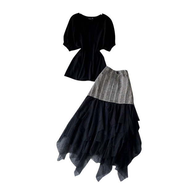 Moodne naiste tülliga pluusi ja seeliku komplekt