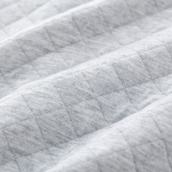 Kasdieninė vaikiška liemenė berniukams su spalvotomis sagomis ir siuvinėjimu