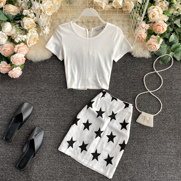 Naiste komplekt lukuga pluusi ja trükiga seelikuga