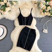 Naiste tõmblukuga topi ja seeliku komplekt