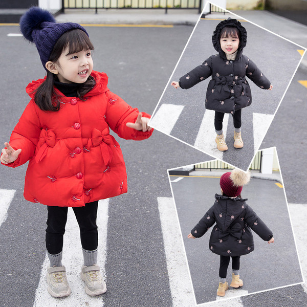 Ziemas bērnu jaka ar kapuci un pogām meitenēm