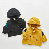 Napi gyerekkabát fiúknak kapucnival