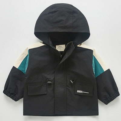 Napi gyerekkabát fiúknak kapucnival