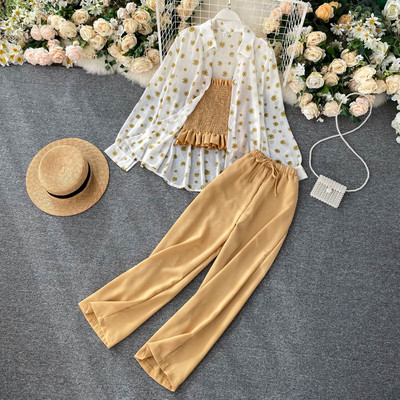 Három részből álló női szett, beleértve a felsőt, a nadrágot és az inget