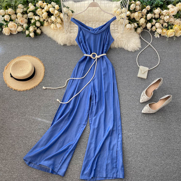 Praegune naiste kombinesooni lai mudel vöökohaga