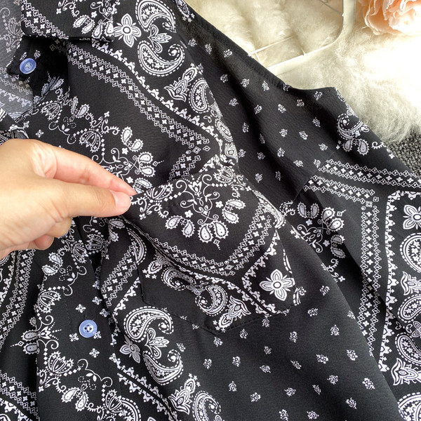 Moodne kõrge vöökohaga naiste särgi ja lühikeste pükste komplekt