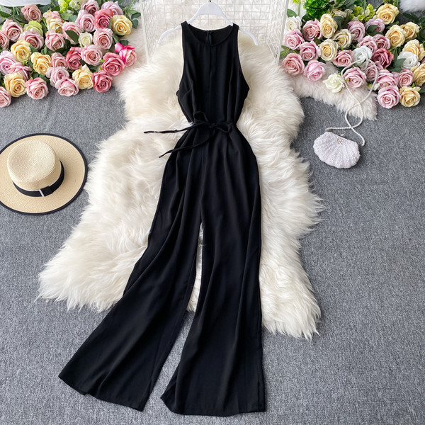 Naiste kombinesooni lai mudel vöökohaga