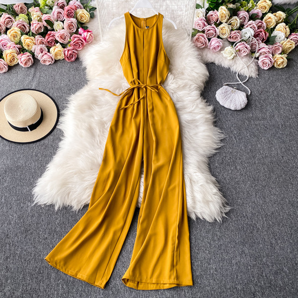 Naiste kombinesooni lai mudel vöökohaga