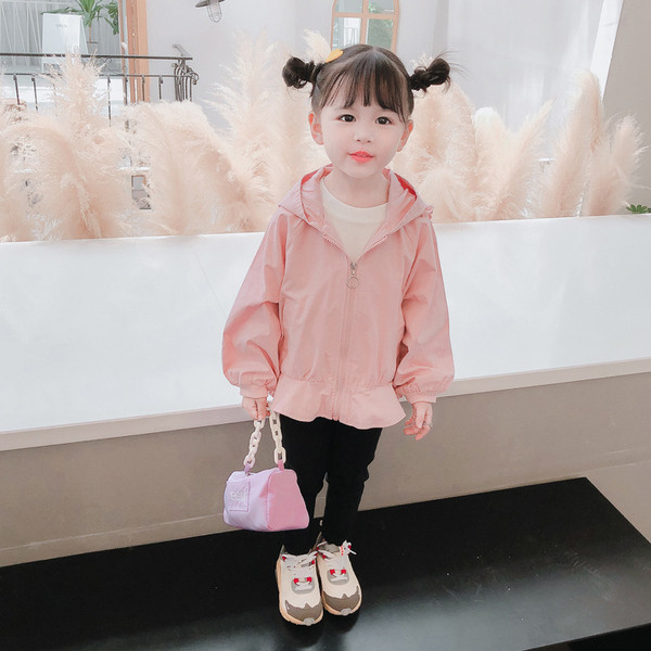 Καθημερινό παιδικό μπουφάν με κεντήματα και βολάν για κορίτσια