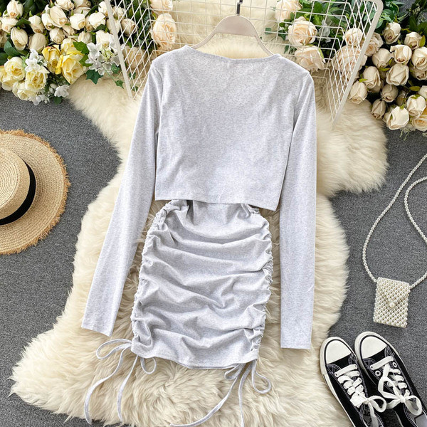 Női ruha szett nyakkendővel és mellénnyel