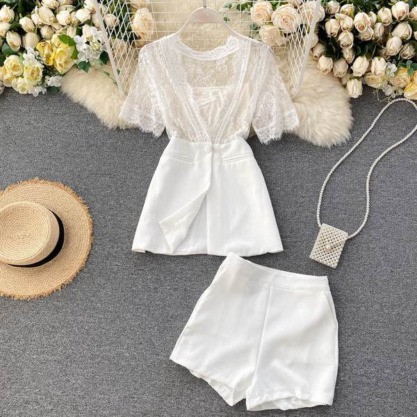 Női ing szett csipkével és magas derekú nadrággal