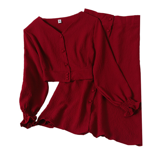 Két részből álló, gombos női szett