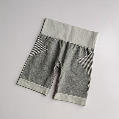 Sporta ikdienas ķīlis ar garumu 3/4