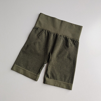 Sporta ikdienas ķīlis ar garumu 3/4