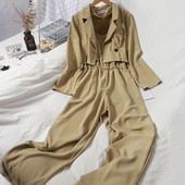 Moodne kaheosaline naiste komplekt - kombinesoon ja jakk