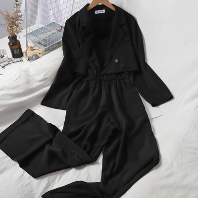 Moodne kaheosaline naiste komplekt - kombinesoon ja jakk