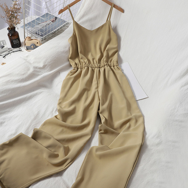 Moodne kaheosaline naiste komplekt - kombinesoon ja jakk