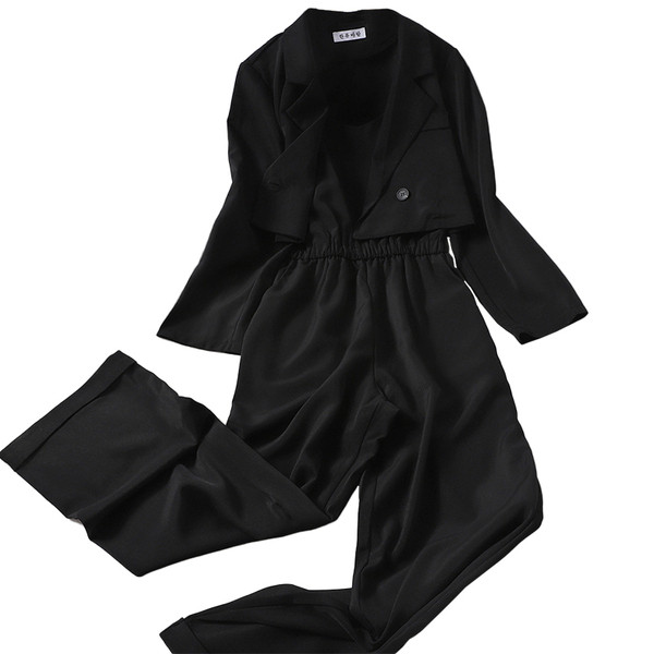 Moodne kaheosaline naiste komplekt - kombinesoon ja jakk