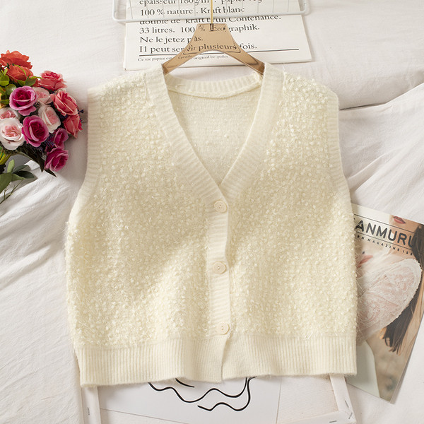 Γυναικείο γιλέκο με κουμπιά και λαιμόκοψη