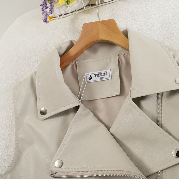 Modern női eco-bőr mellény zsebekkel