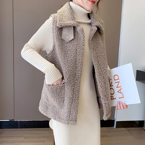 Vesta de pluș de damă actuală cu buzunare