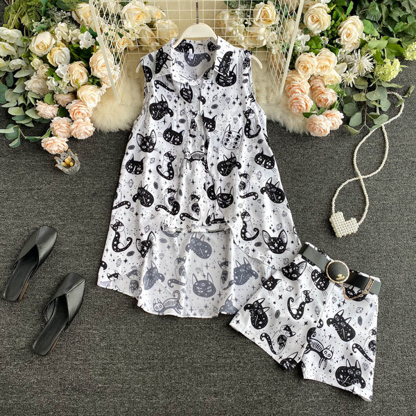 Μοντέρνο γυναικείο σετ παντελόνι και πουκάμισο με τύπωμα