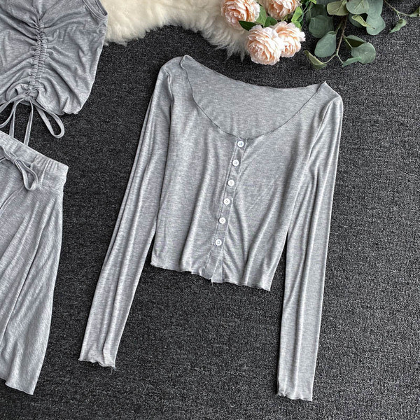 Naiste topi komplekt õhukeste rihmade, seeliku ja vestiga