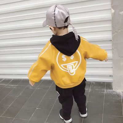 Παιδικό μπουφάν από οικολογικό δέρμα με απλικέ και κουκούλα για αγόρια