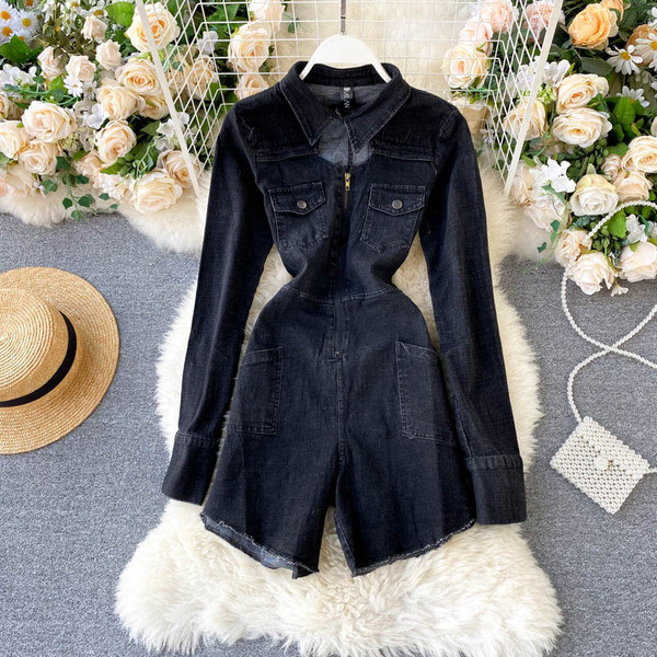 Must naiste teksakombinesoon taskute ja lukuga