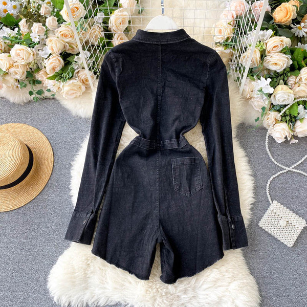 Must naiste teksakombinesoon taskute ja lukuga